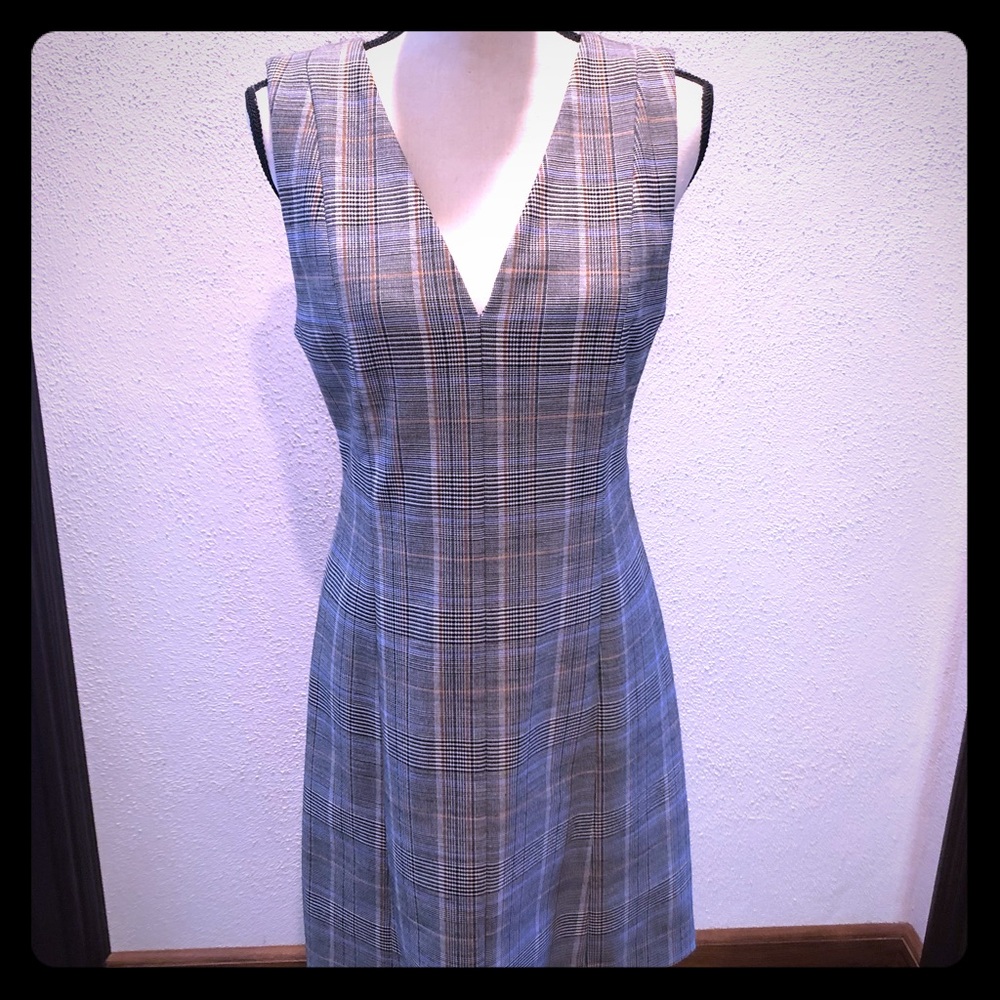 Classic Theory v neck midi dress.